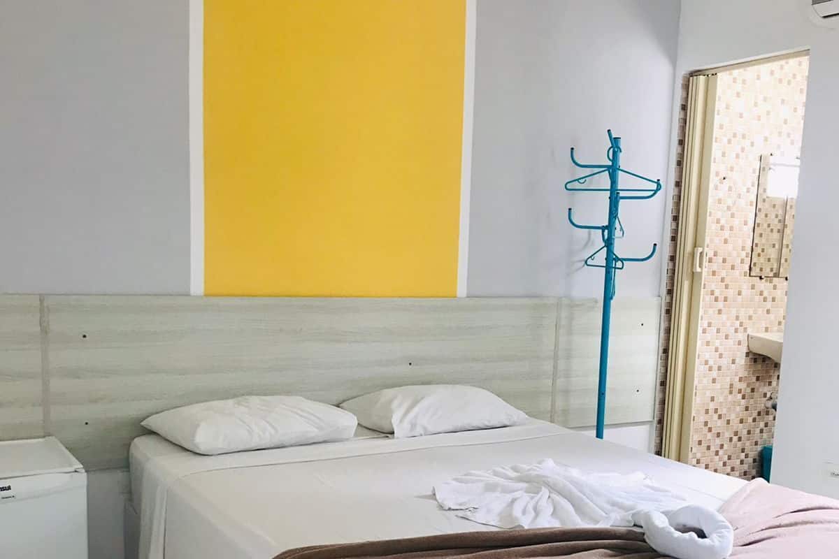 Quarto casal standard | Wi-Fi de cortesia, roupa de cama