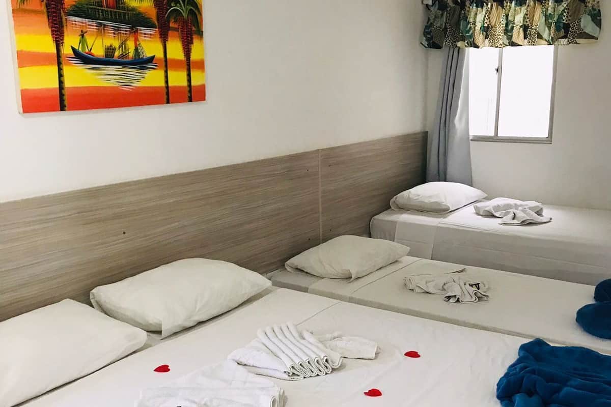Quarto quádruplo conforto | Wi-Fi de cortesia, roupa de cama