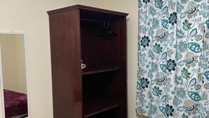 Appartamento Comfort | 2 camere, tende oscuranti, ferro/asse da stiro, Wi-Fi gratuito