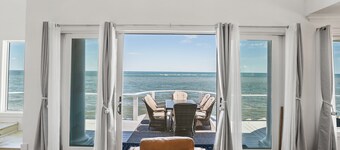 Luxe on the OCEAN w/ limo cart, firepit, paddle boards, pingpong, bikes, pets ok