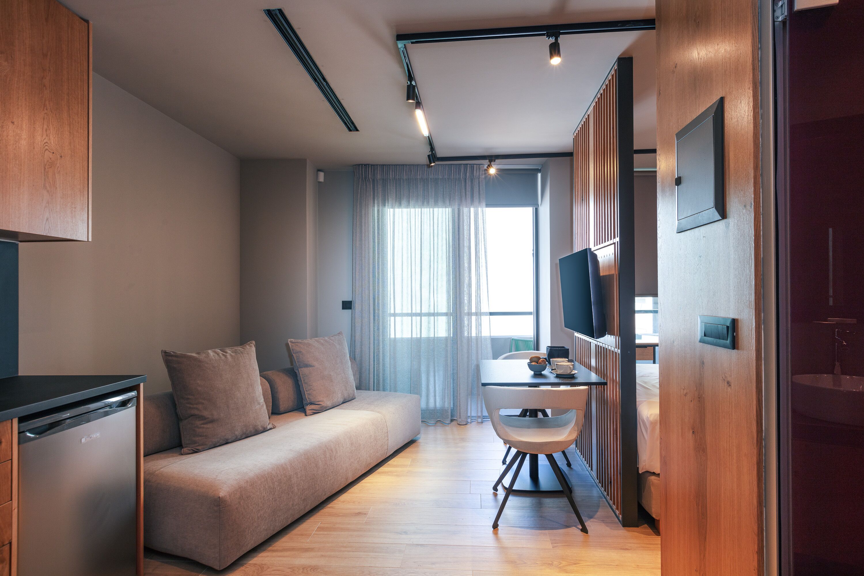 Classic Double Room | Living area | Flat-screen TV