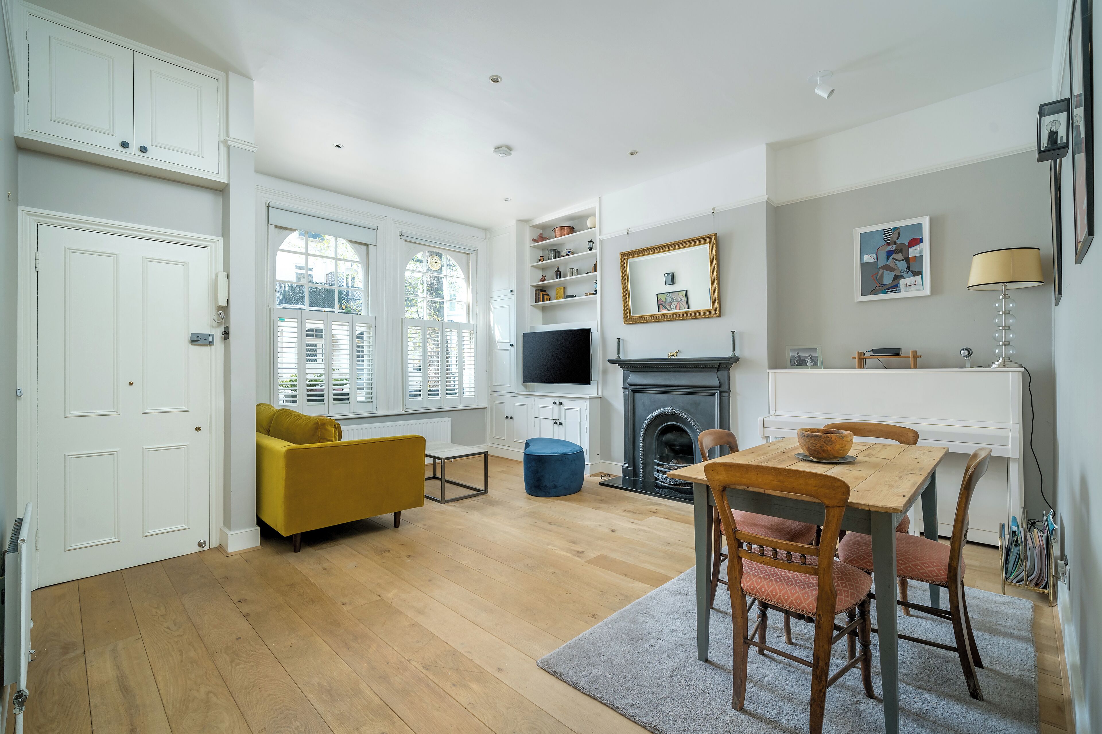 Apartment, 1 Bedroom | Living area | Smart TV