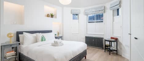 Apartment, 2 Bedrooms | 2 bedrooms, iron/ironing board, free WiFi, bed sheets