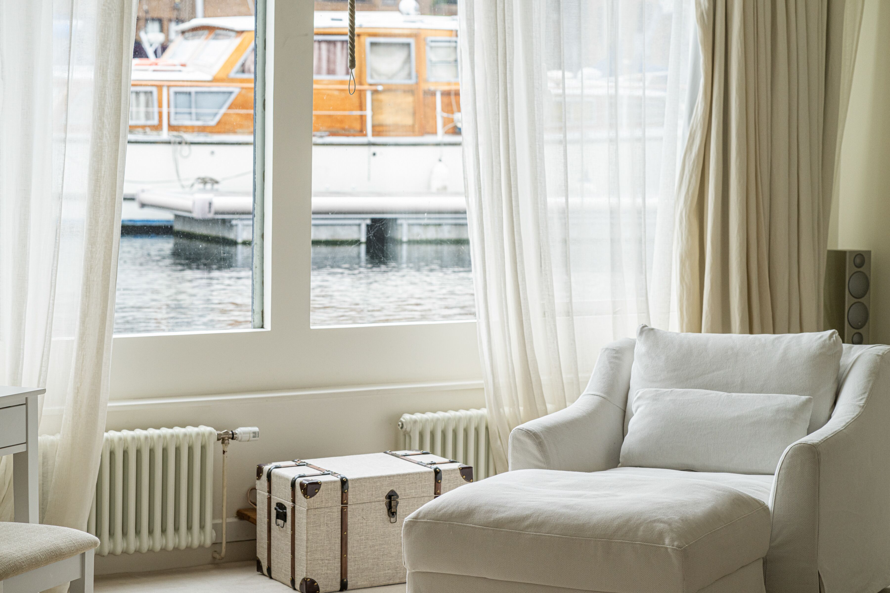 Mobile Home, 5 Bedrooms (House Boat) | 5 bedrooms, iron/ironing board, free WiFi, bed sheets