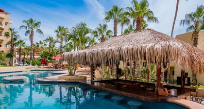 Peaceful ocean-view condo in an oceanfront community with private beach access!