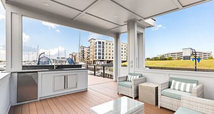 Delight @ The Cove Riverwalk Villas