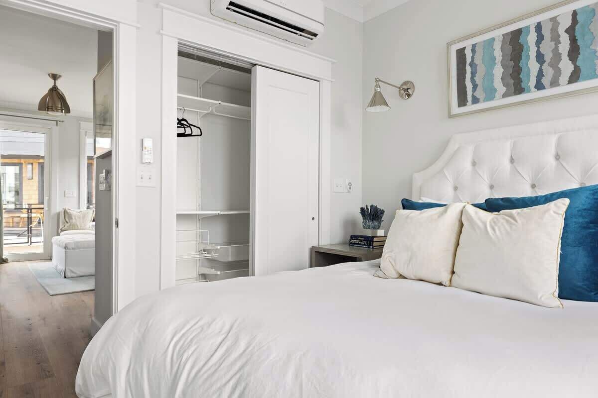 1 habitación, escritorio, tabla de planchar con plancha y wifi gratis 