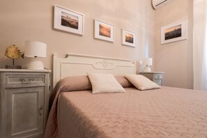 2 bedrooms - Renovated old mansion (Pollutri)