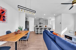 Smart TV, fireplace, stereo - The GoodLiving Experience (Atlanta)