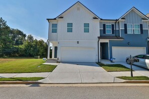 Exterior - The GoodLiving Experience (Atlanta)