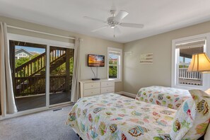 8 bedrooms, free WiFi, bed sheets