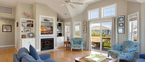 Televisión, chimenea