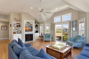 TV, fireplace - Sweet Dreams: Pool, Hot Tub, 1-Min Walk Beach (Corolla)