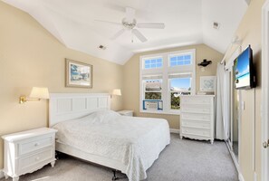 8 bedrooms, free WiFi, bed sheets - Sweet Dreams: Pool, Hot Tub, 1-Min Walk Beach (Corolla)