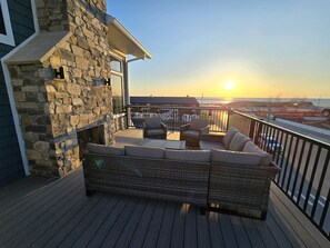 Property grounds - Relax & Unwind in a New Building with a New Heated Pool & Hot Tub, Sleep 13! (Ludington)