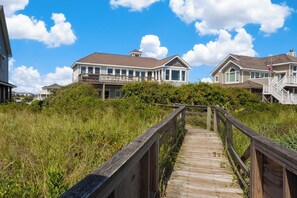 Exterior - 6120 YankeeClipper*Oceanfront*Elevator*Pool*HotTub (Nags Head)