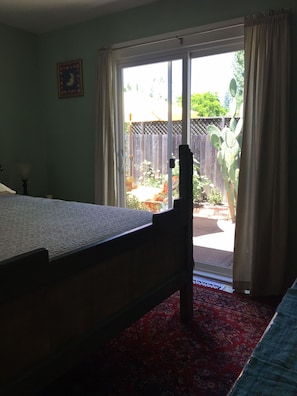 1 bedroom, desk, iron/ironing board, free WiFi