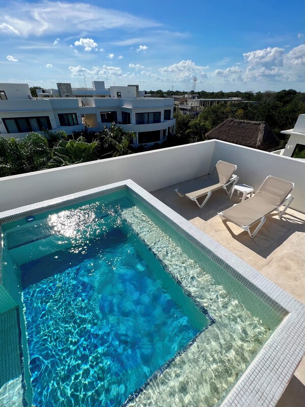 Outdoor pool, sun loungers - Adults only Resort in Tulum (Tulum)