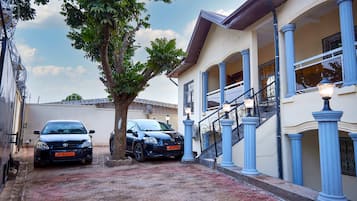 Enceinte de lâhĂ©bergement