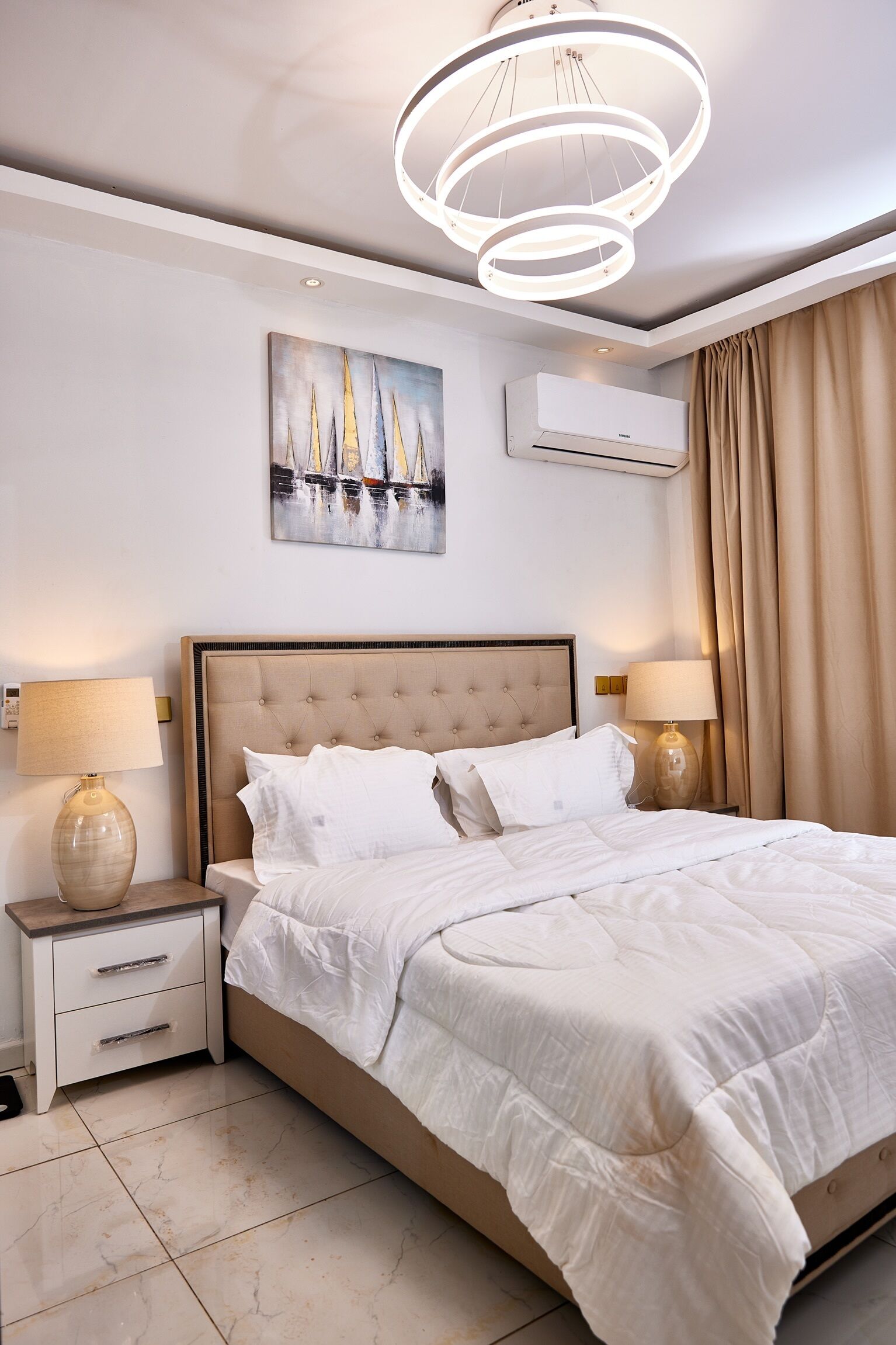 3 chambres, fer et planche à repasser, lit parapluie, Wi-Fi gratuit