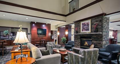 Pool. Free Breakfast. Near Midway Village Museum!