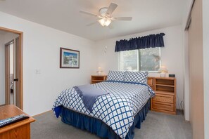 2 dormitorios, tabla de planchar con plancha, wifi gratis y ropa de cama