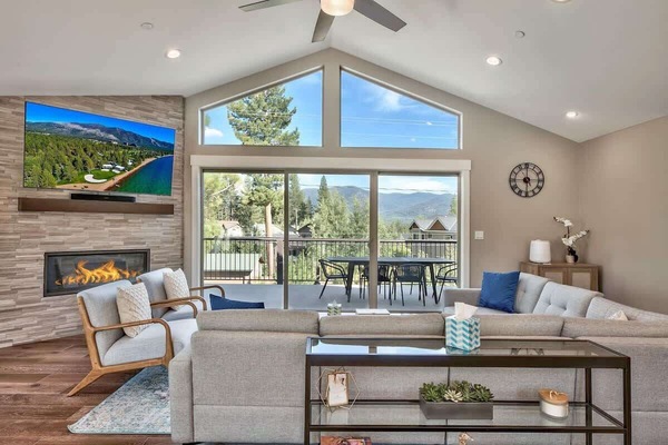 Smart TV, fireplace, video games, DVD player