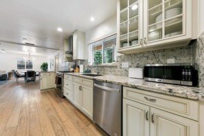 Fridge, microwave, oven, stovetop - Tahoe Spa Cabin: Private Sauna and Hot Tub, Game Room, Dog Friendly (South Lake Tahoe)