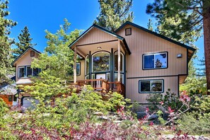 Exterior - Tahoe Cabin: Near Heavenly, Hot Tub, Pool+Foosball Tables, 10 Beds, Walk-to-Hiking, Recent Updates (South Lake Tahoe)