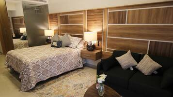 1 bedroom, in-room safe, iron/ironing board, free WiFi