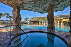 Beheizter Pool