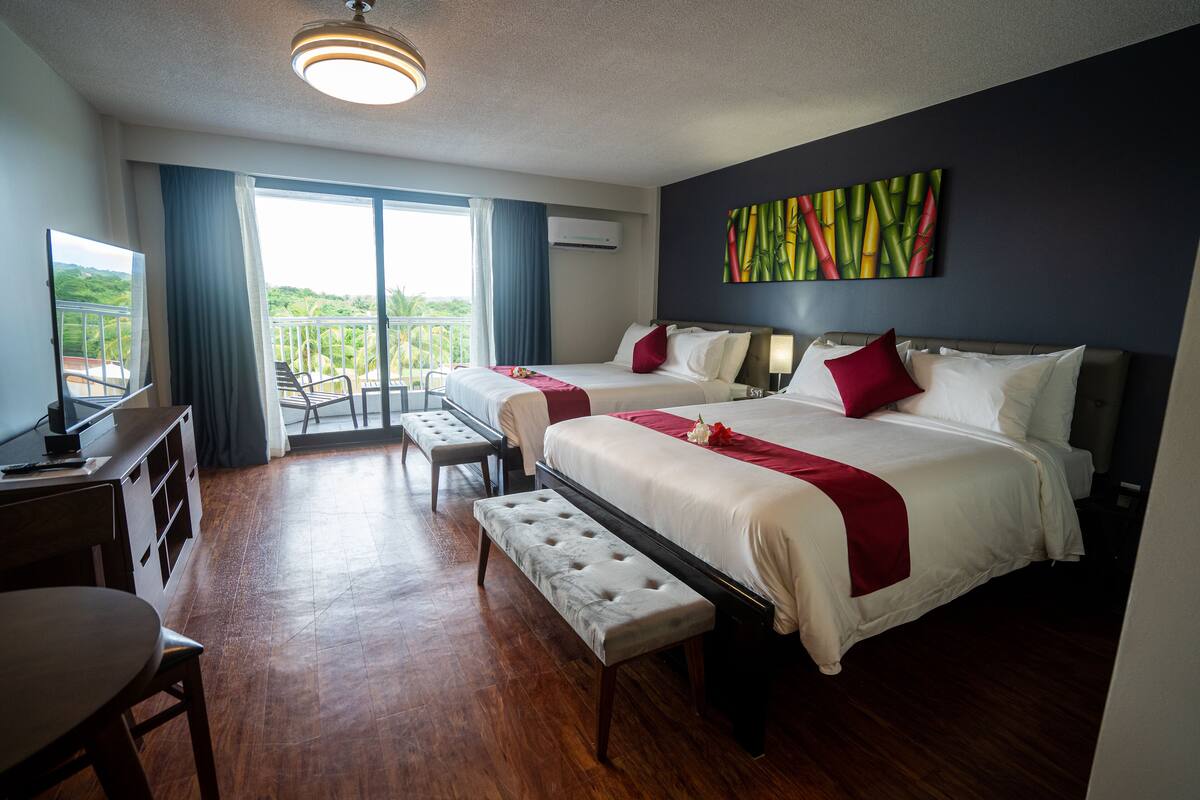 Royal-Zimmer | Minibar (mit einigen kostenlosen Artikeln), Zimmersafe