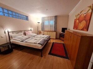 Unclassified image, 2 of 21, button - Haus Ekke Nekkepenn II, Whg. D2 - close to the beach and the harbor - Haus Ekke (Wyk auf Föhr)