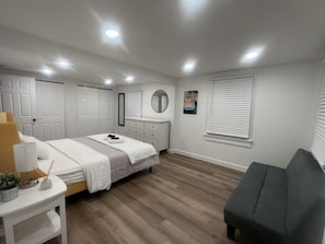 3 chambres, bureau, Wi-Fi gratuit, draps fournis