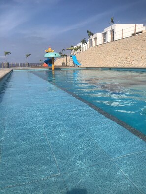 Indoor pool, outdoor pool