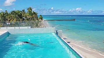 Alberca al aire libre