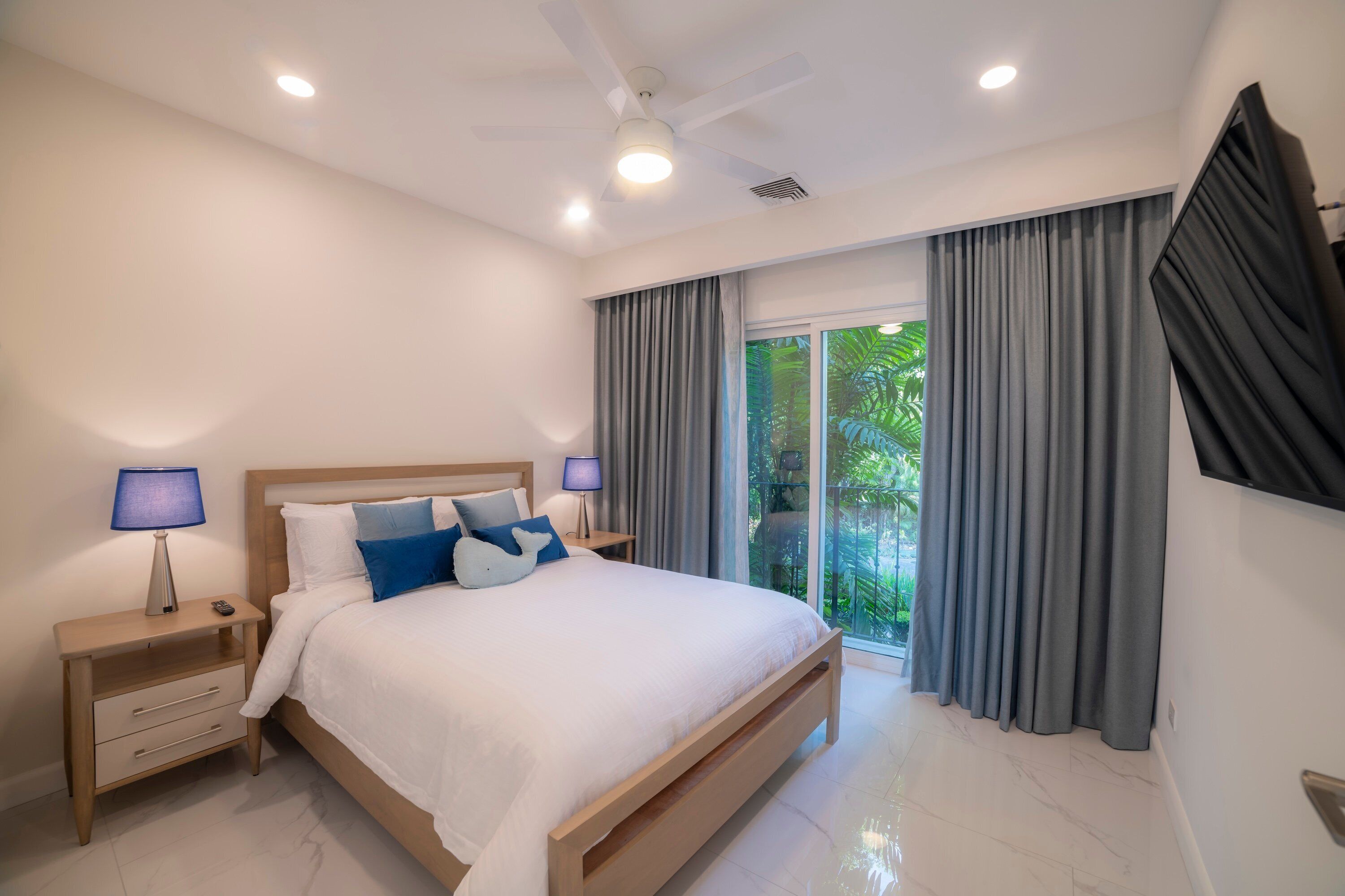 3 chambres, fer et planche à repasser, accès Internet, draps fournis