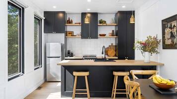 Fridge, microwave, oven, dishwasher