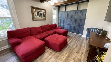 Smart TV, DVD player, books