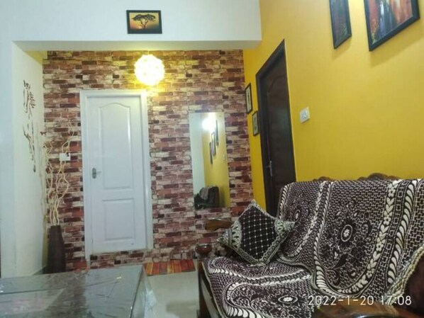 Interior - Cozy 2 bedroom condo with excellent view. (Bengaluru)