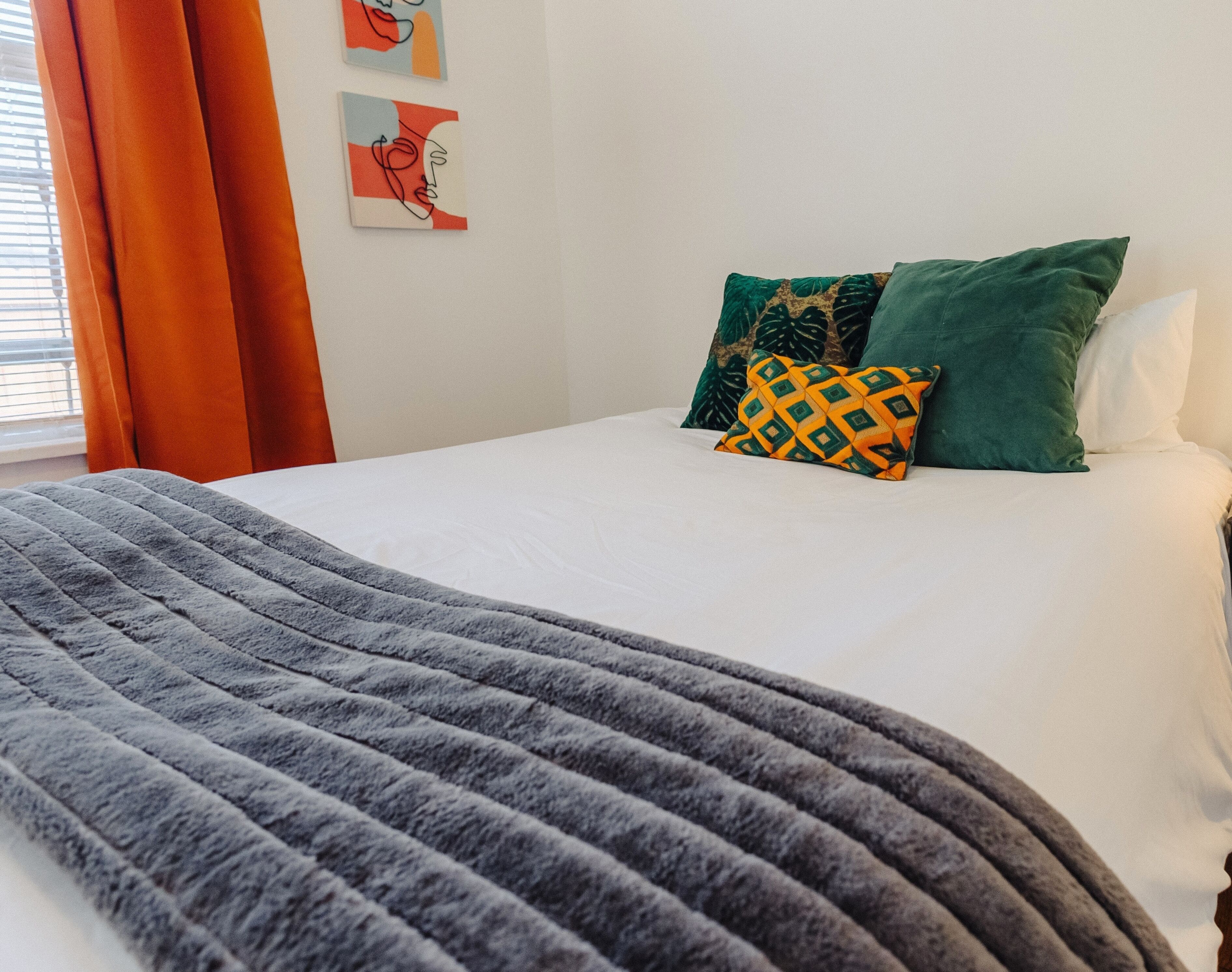 2 chambres, bureau, fer et planche à repasser, Wi-Fi gratuit