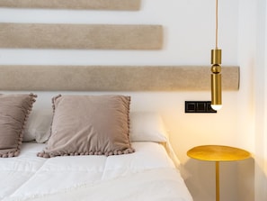4 chambres, fer et planche à repasser, accès Internet, draps fournis