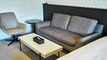 Standard Twin Room with Counter | Desk, blackout drapes, iron/ironing board, free WiFi