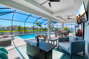Outdoor pool, a heated pool