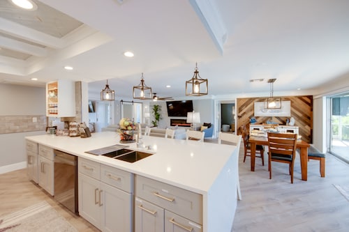 Punta Gorda Getaway w/ Canal Access & Lanai!