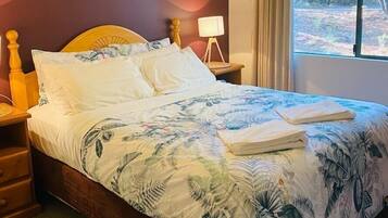 3 soverom, reiseseng for barn og sengetøy