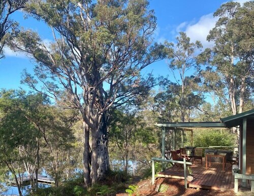 Two-Bedroom Chalet with Private Jetty - Heron Pemberton