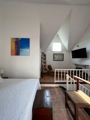 Chambre Panoramique, dans la tour | Vue de la chambre