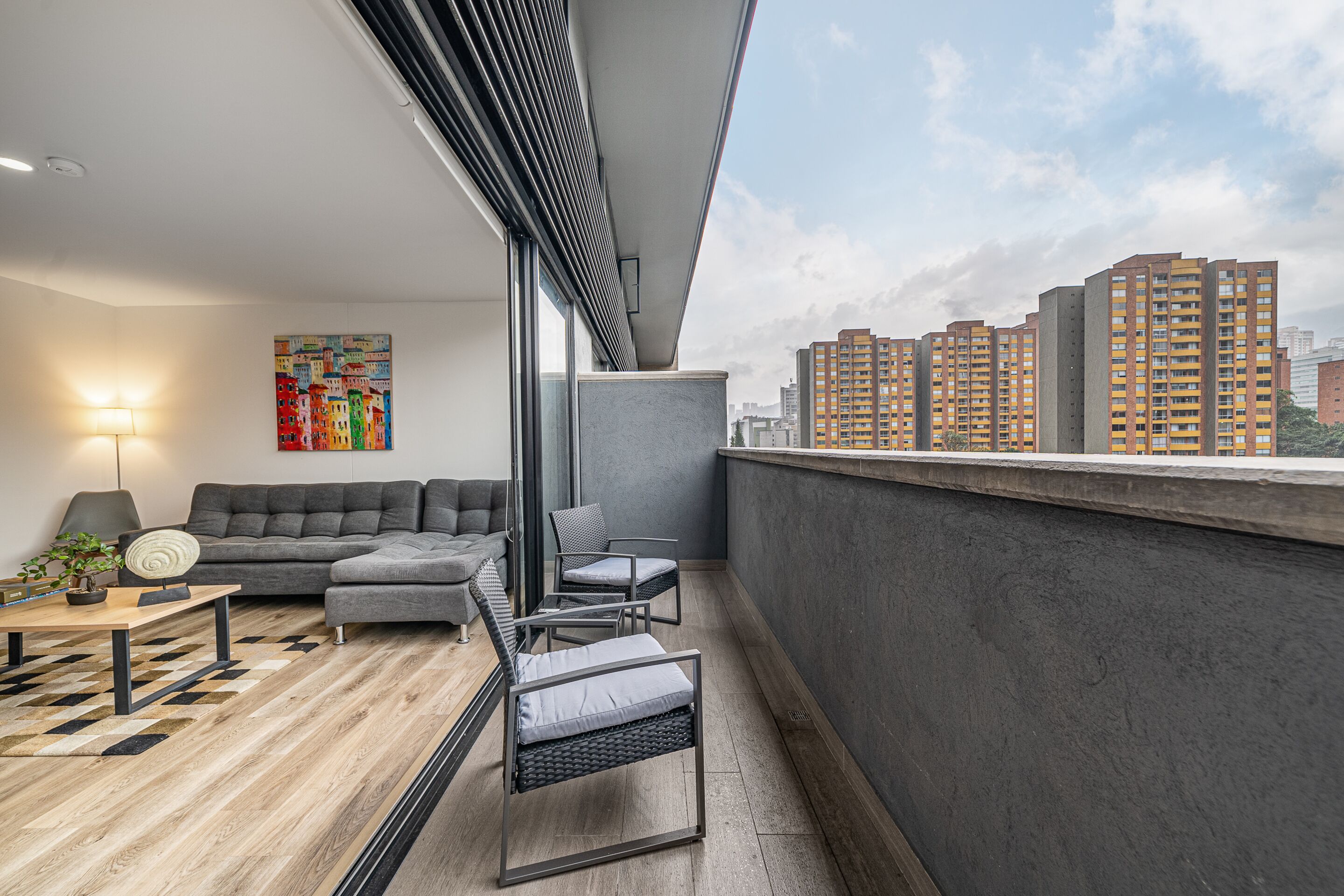 Apartment (703) | Balcony