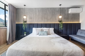Studio Suite (1309)